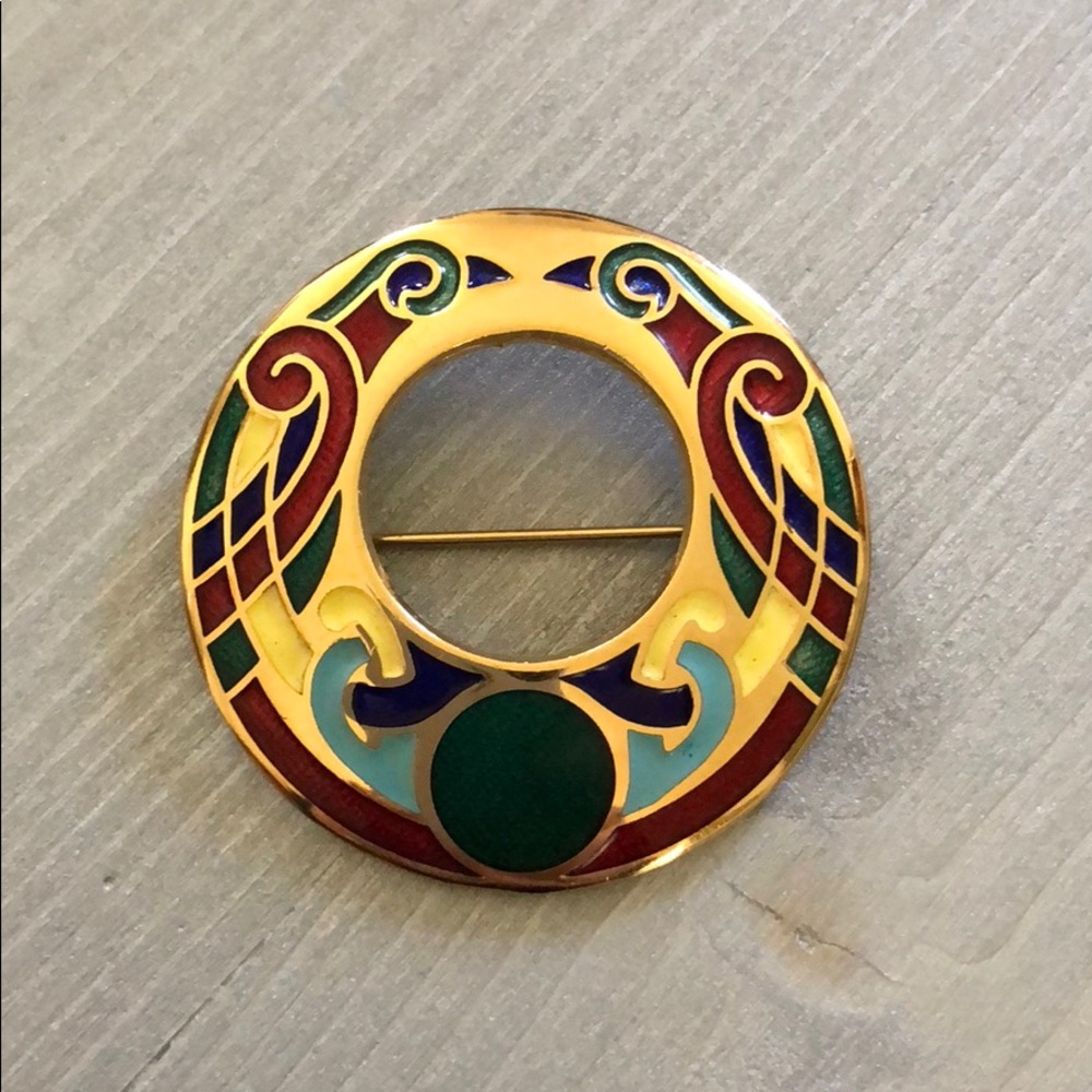 Brooch